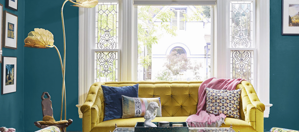 How to Incorporate Vintage Finds into Modern Spaces