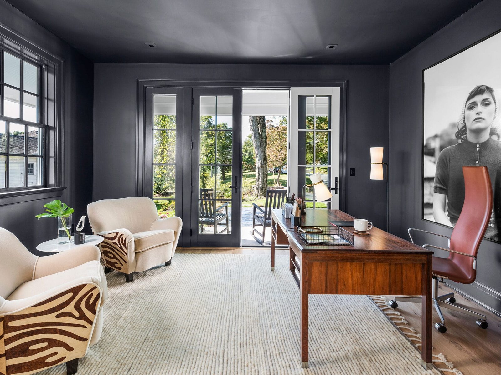 How to Create an Aesthetic Home Office That Actually Inspires You